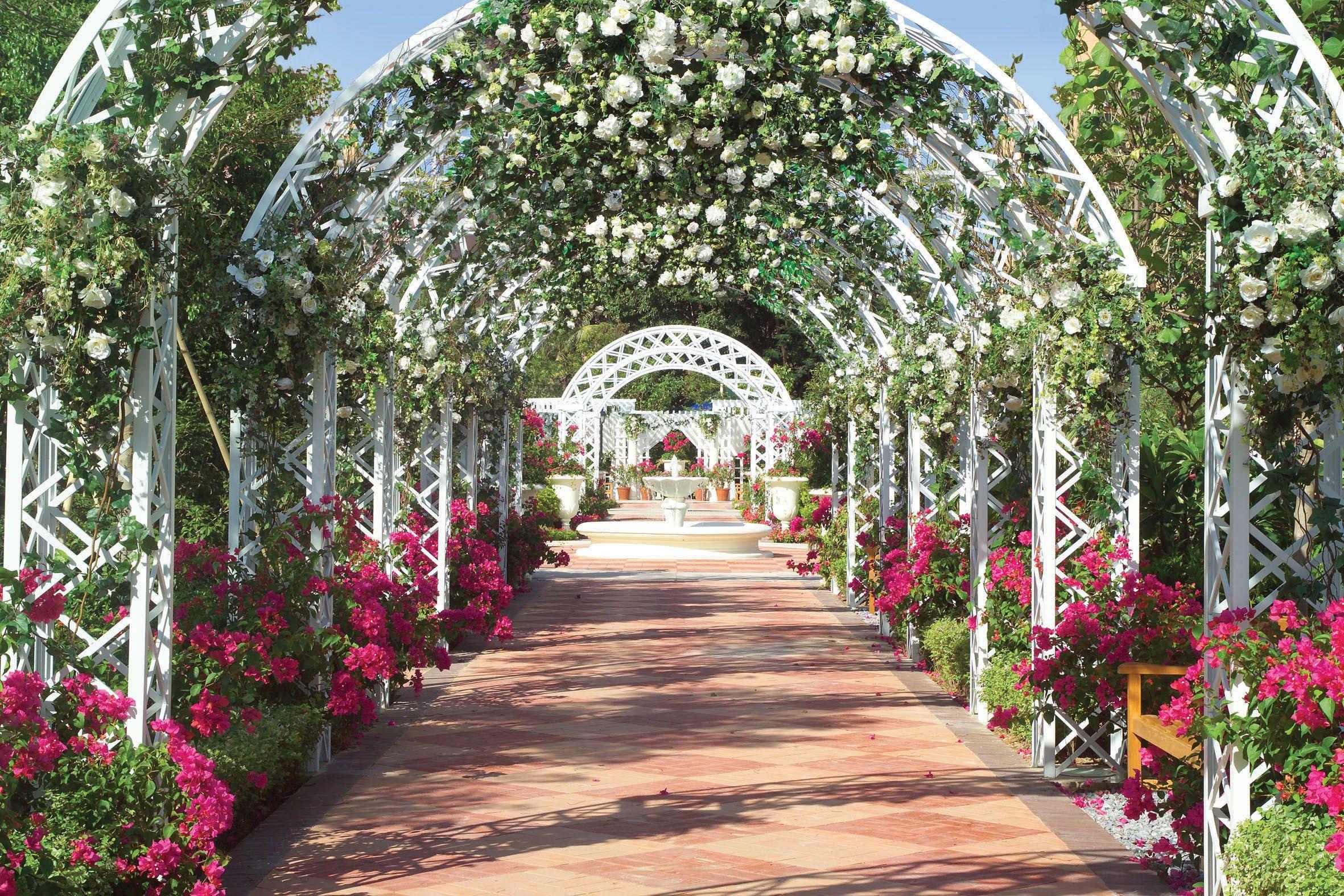 Hong Kong Gold Coast Hotel Dış mekan fotoğraf The Rose Arbor